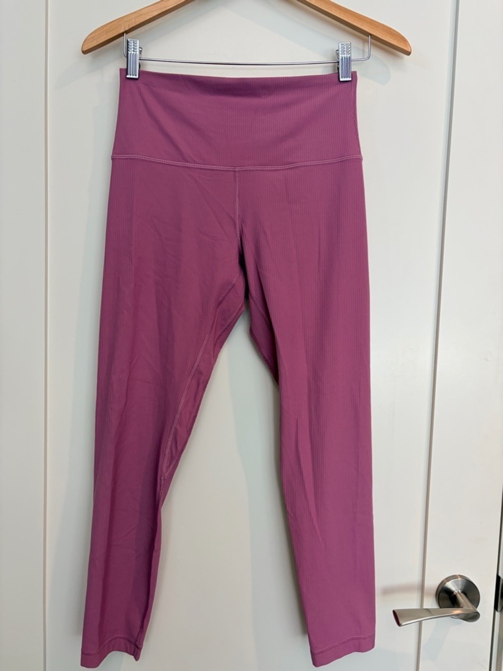 High-Waist Ribbed Leggings in Mauve Pink